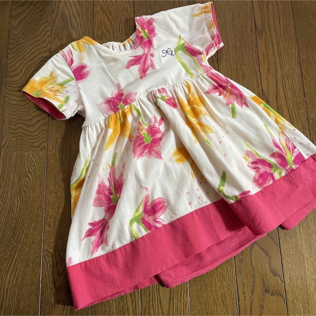 hakka baby(ハッカベビー)のハッカベビー 花柄ワンピース アマリリス 80 hakka baby キッズ/ベビー/マタニティのベビー服(~85cm)(ワンピース)の商品写真