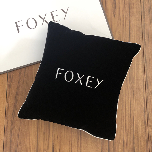 FOXEY(フォクシー)のフォクシー クッション レディースのファッション小物(その他)の商品写真