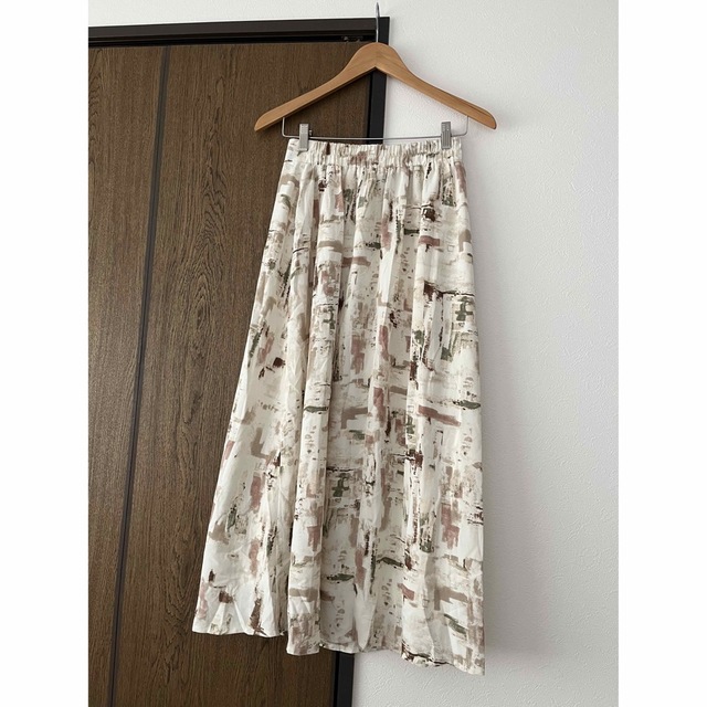 lian フレアロングスカート レディースのスカート(ロングスカート)の商品写真