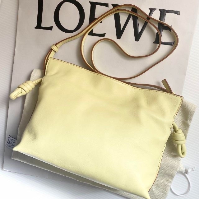 LOEWE(ロエベ)の❤️ロエベ❤️フラメンコクラッチミニ ショルダーバッグ イエロー レディースのバッグ(ショルダーバッグ)の商品写真