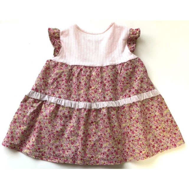 BeBe(ベベ)の子ども　ワンピース　未使用 キッズ/ベビー/マタニティのキッズ服女の子用(90cm~)(ワンピース)の商品写真