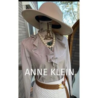 アンクライン(ANNE KLEIN)の綺麗なお姉さんのアンクラインエレガントなフリルブラウス(シャツ/ブラウス(長袖/七分))