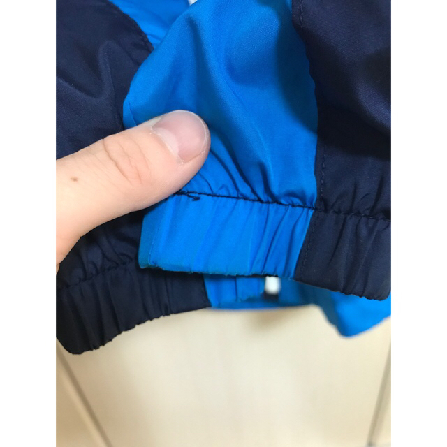 GAP(ギャップ)のGAP ナイロンジャケット キッズ/ベビー/マタニティのキッズ服男の子用(90cm~)(ジャケット/上着)の商品写真