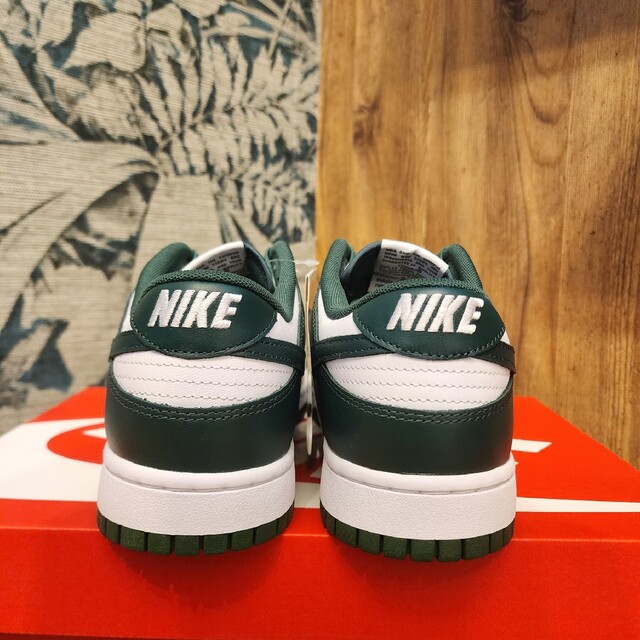 NIKE - ナイキ ダンク ロー チームグリーン Team Green スニーカーの