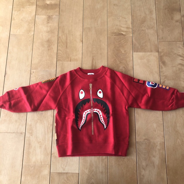 新品 A BATHING APE アベイシングエイプ シャーク  トレーナー