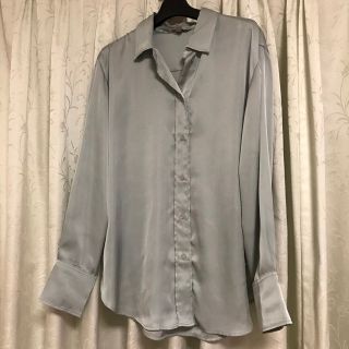 エイチアンドエム(H&M)の【最終値下げ】H &M  トップス　シャツ　ブラウス(シャツ/ブラウス(長袖/七分))