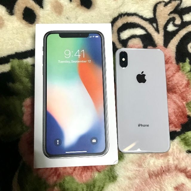 本体化粧箱説明書付属品iPhone X Silver 256GB SIMフリー バッテリー良好