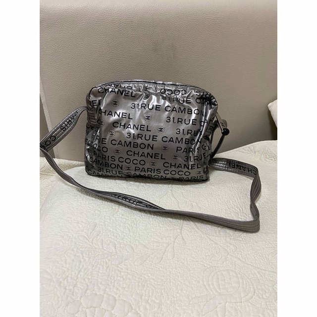 CHANEL シャネル ショルダーバッグ 斜めがけ ナイロン | www