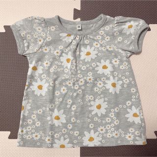 ニシマツヤ(西松屋)の西松屋 花柄 白花 グレー 半袖 トップス Tシャツ 95cm(Tシャツ/カットソー)