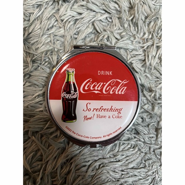 コカ・コーラ(コカコーラ)のレトロ　コカコーラ　ミラー　手鏡 レディースのファッション小物(ミラー)の商品写真