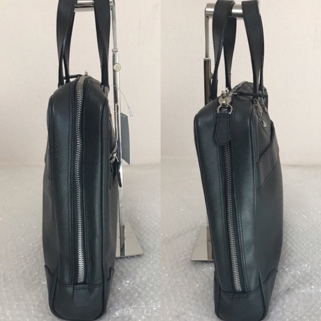 LOUIS VUITTON(ルイヴィトン)の美品　ルイ・ウィトン タイカ イコール アルトワーズ M31162  メンズのバッグ(ビジネスバッグ)の商品写真
