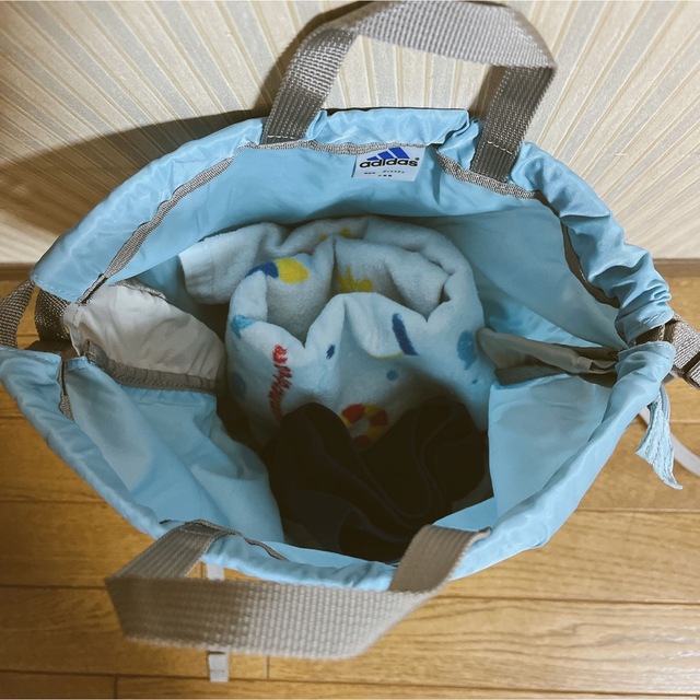 adidas(アディダス)のカルダック様専用 キッズ/ベビー/マタニティのこども用バッグ(リュックサック)の商品写真