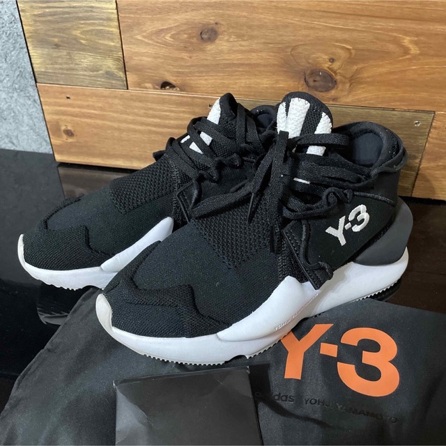 Y-3(ワイスリー)の保存袋付き Y-3 ロゴ刺繍 スニーカー レディースの靴/シューズ(スニーカー)の商品写真