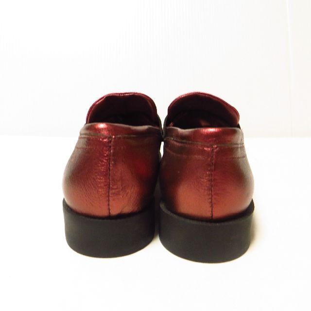 ZARA(ザラ)の美品 ZARA ザラ コインローファー 23.5㎝ 赤 レッド レディースの靴/シューズ(ローファー/革靴)の商品写真