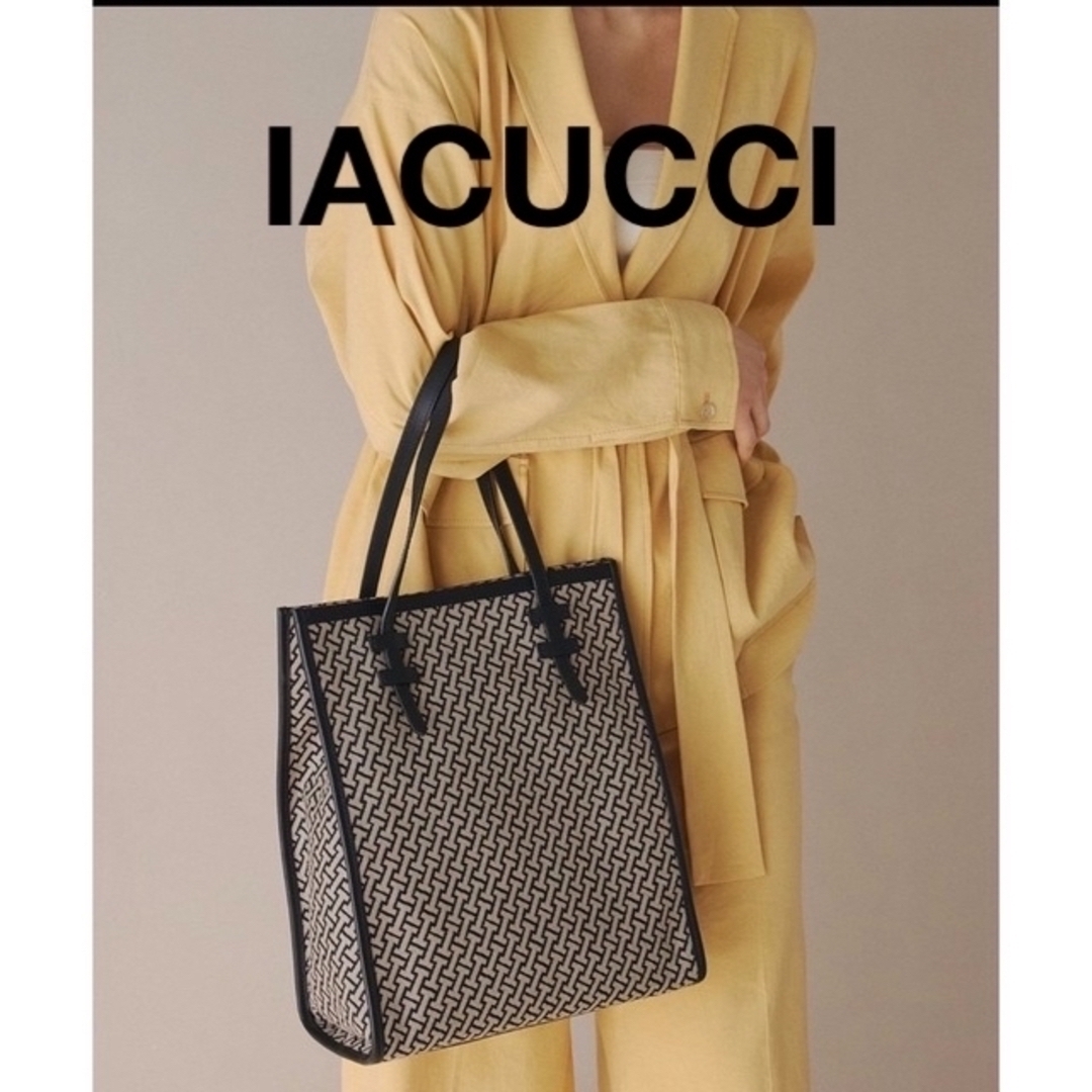 IACUCCI  イアクッチ♡モノグランマ M