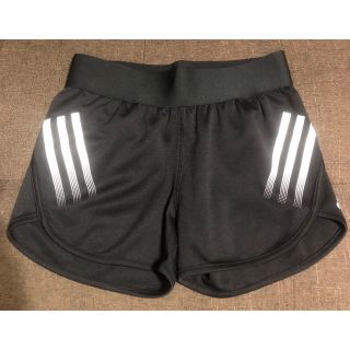 アディダス(adidas)の専用ページ(パンツ/スパッツ)