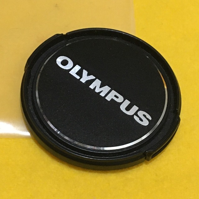 OLYMPUS(オリンパス)のOLYMPUS 純正レンズキャップ Φ37mm LC-37B スマホ/家電/カメラのカメラ(レンズ(単焦点))の商品写真