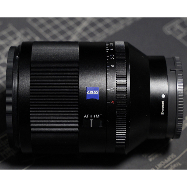 SONY(ソニー)のPlanar T* FE 50mm F1.4 ZA(SEL50F14Z) スマホ/家電/カメラのカメラ(レンズ(単焦点))の商品写真