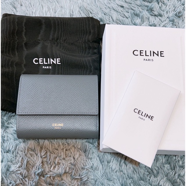 celine(セリーヌ)の★ スモール トリフォールドウォレット / ミディアムグレー★ レディースのファッション小物(財布)の商品写真