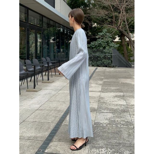 ClaSTEllaR 完売品 PLEATED LONG DRESS ブルー