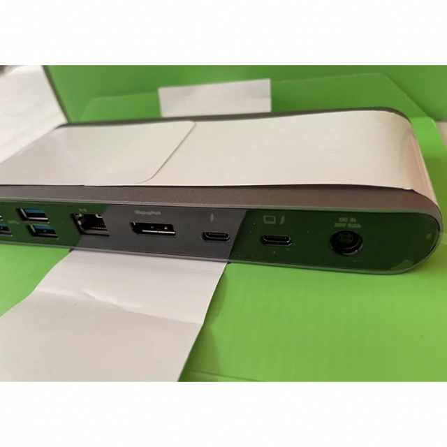 Apple(アップル)のBelkin Thunderbolt 3 Dock Pro  スマホ/家電/カメラのPC/タブレット(PC周辺機器)の商品写真