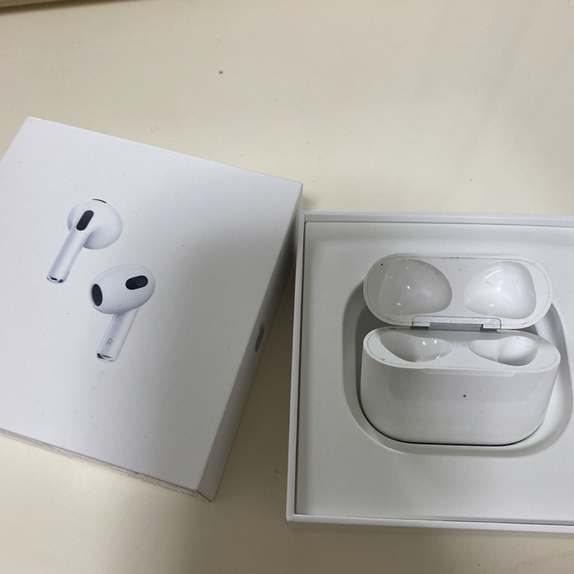 アップル AirPods 第3世代 MME73J/A