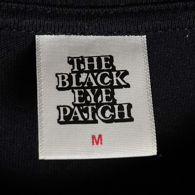 【飛び出し坊や】ブラックアイパッチ☆ビッグプリントロゴ入りTシャツ 人気デザイン