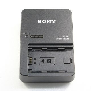 ソニー(SONY)のSONY (ソニー) バッテリーチャージャー BC-QZ1(バッテリー/充電器)