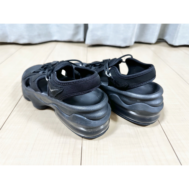 NIKE(ナイキ)のナイキ KOKO SANDAL ココサンダル CI8798-003 ブラック レディースの靴/シューズ(サンダル)の商品写真