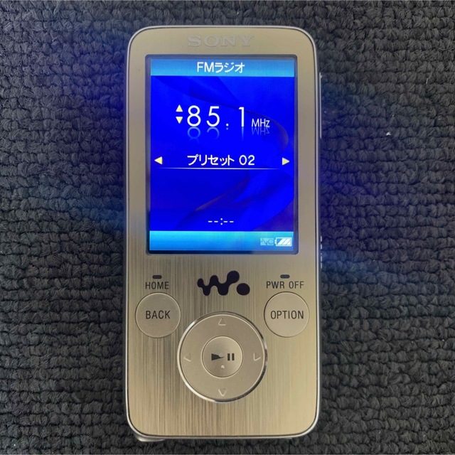 WALKMAN(ウォークマン)のSONY WALKMAN NW-S736 ソニー ウォークマン 4GB スマホ/家電/カメラのオーディオ機器(ポータブルプレーヤー)の商品写真