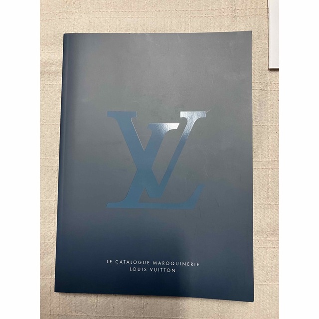 LOUIS VUITTON(ルイヴィトン)のLOUIS VUITTON 製品カタログ　万年筆カタログ　値段表 エンタメ/ホビーの雑誌(ファッション)の商品写真