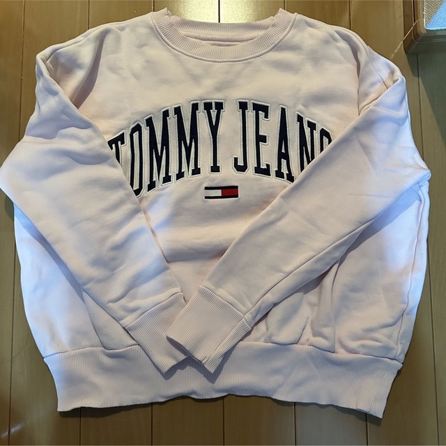 TOMMY HILFIGER - TOMMY JEANS レディース スウェット ピンクの通販 by