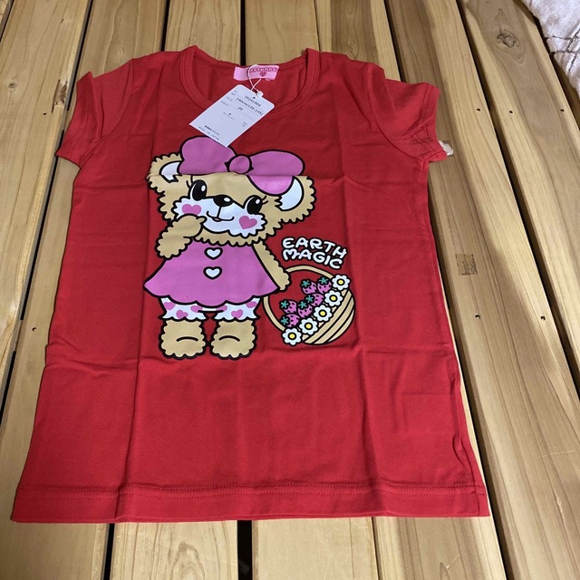 EARTHMAGIC(アースマジック)のアースマジック140センチ キッズ/ベビー/マタニティのキッズ服女の子用(90cm~)(Tシャツ/カットソー)の商品写真