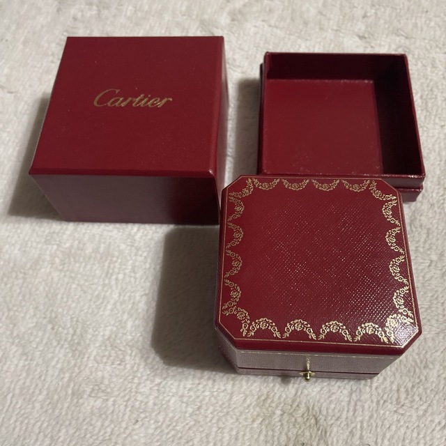 Cartier(カルティエ)のカルティエ　Cartier 純正　リングケース　指輪　小箱　 レディースのアクセサリー(その他)の商品写真