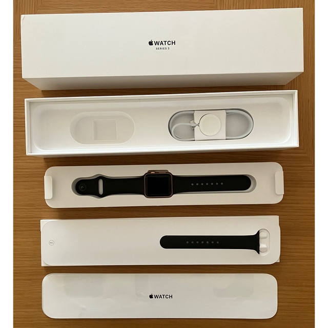 Apple Watch(アップルウォッチ)のAppleWatch SERIES 3 (GPS)  スマホ/家電/カメラのスマホ/家電/カメラ その他(その他)の商品写真