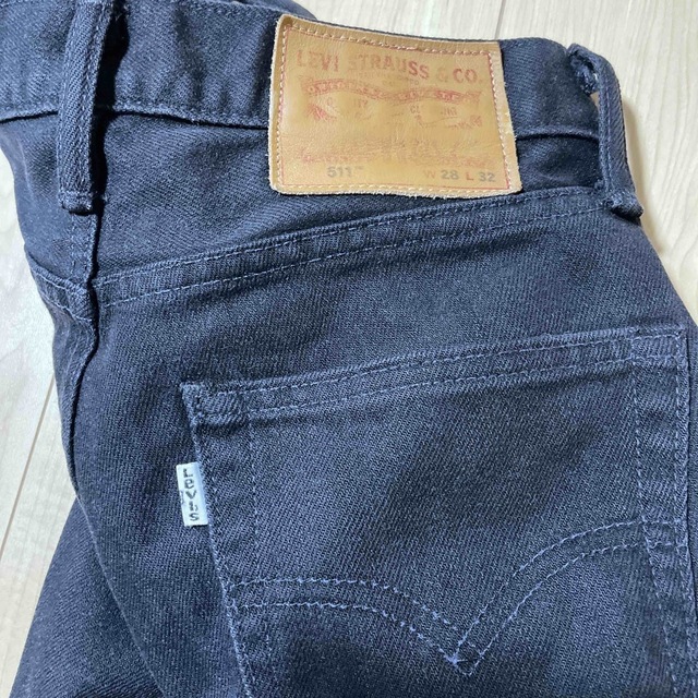 Levi's(リーバイス)のLEVI’S  511  黒パンツ 28インチ レディースのパンツ(デニム/ジーンズ)の商品写真