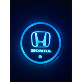 ホンダ(ホンダ)のHONDAロゴ入り　光るLEDコースター　ドリンクコースター(車内アクセサリ)