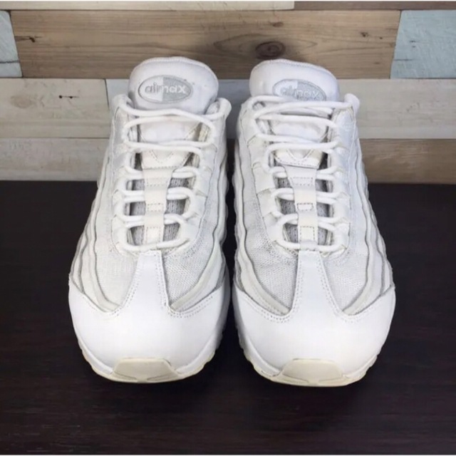 美品　NIKE ナイキ AIR MAX 95 ESSENTIAL 28cm