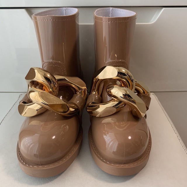 jw anderson ベージュエナメル チェーン レインブーツ - レインブーツ/長靴