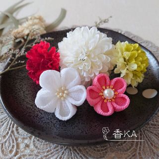 つまみ細工 ⑫小さな可愛い髪飾り  卒業式 七五三 成人式(ヘアアクセサリー)