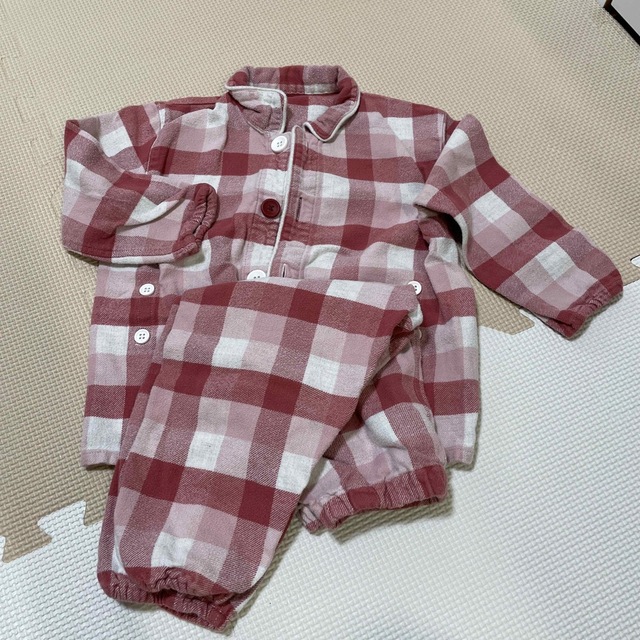 MUJI (無印良品)(ムジルシリョウヒン)のパジャマ　90〜100 キッズ/ベビー/マタニティのキッズ服女の子用(90cm~)(パジャマ)の商品写真