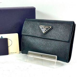 プラダ(PRADA)のPRADA プラダ　サフィアーノレザー　三角　メタル　ロゴ　カーフ　人気　美品(財布)