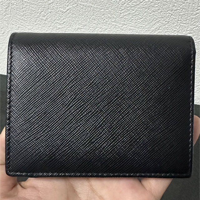 PRADA(プラダ)のPRADA1MH204サフィアーノマルチカラー二つ折りミニ財布 レディースのファッション小物(財布)の商品写真