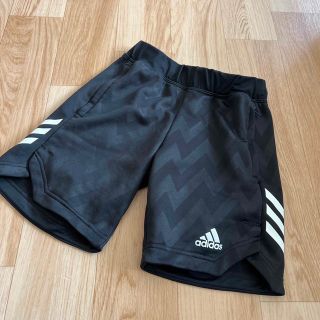 アディダス(adidas)のadidas アディダス  短パン　130(ウェア)