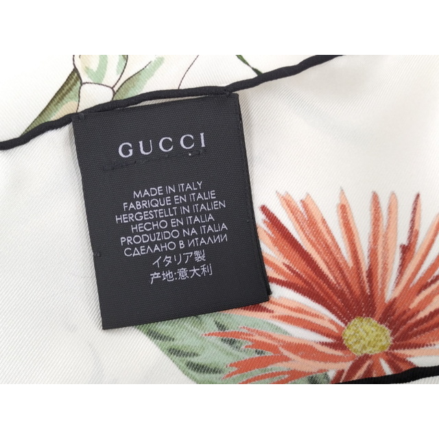 Gucci(グッチ)のGUCCI 大判スカーフ フラワープリント 花柄 シルク ホワイト レディースのファッション小物(バンダナ/スカーフ)の商品写真