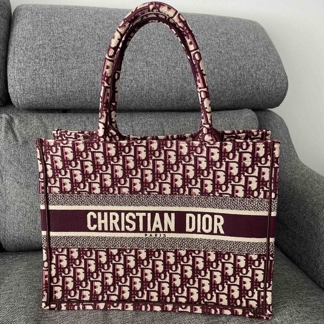 DIOR BOOK TOTE ミディアムバッグ　ブックトート