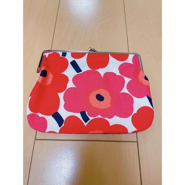 marimekko(マリメッコ)のマリメッコ　ポーチ　がま口 レディースのファッション小物(ポーチ)の商品写真