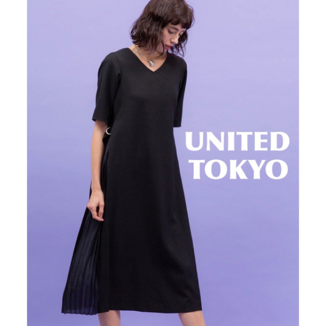 【大人気】UNITED TOKYO グロッシープリーツワンピース　ブラックコーデ