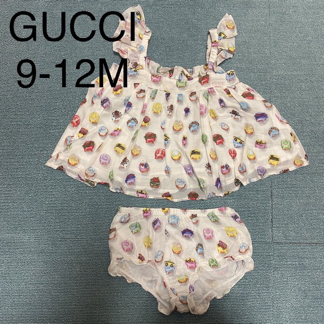Gucci(グッチ)のGUCCI カップケーキ柄キャミワンピース&ブルマ9-12m(70/80)女の子 キッズ/ベビー/マタニティのベビー服(~85cm)(ワンピース)の商品写真