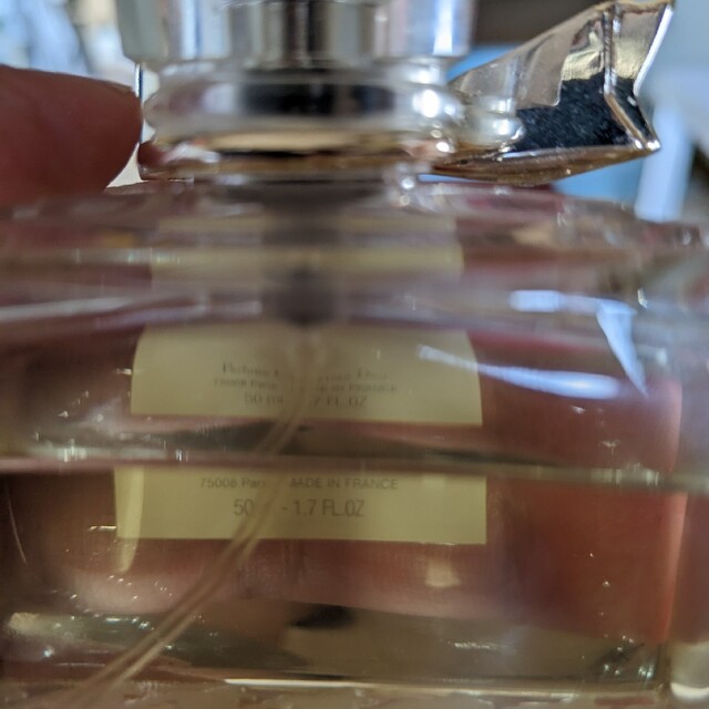 Christian Dior(クリスチャンディオール)のミスディオールシェリーオードゥパルファ厶５０ml コスメ/美容の香水(香水(女性用))の商品写真